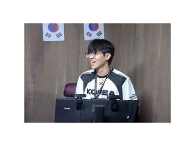 배틀그라운드 월드 챔피언십 이틀 연속 치킨 낭보