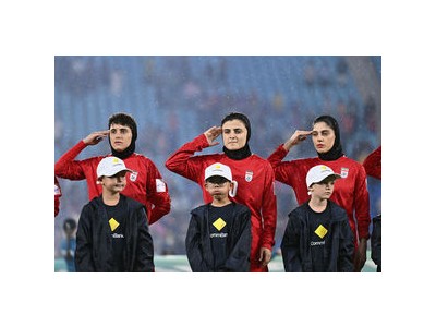 트럼프가 촉구하자 호주가 이란 여자축구 선수들 망명 허가